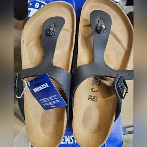 Brand New In Box Birkenstock Gizeh